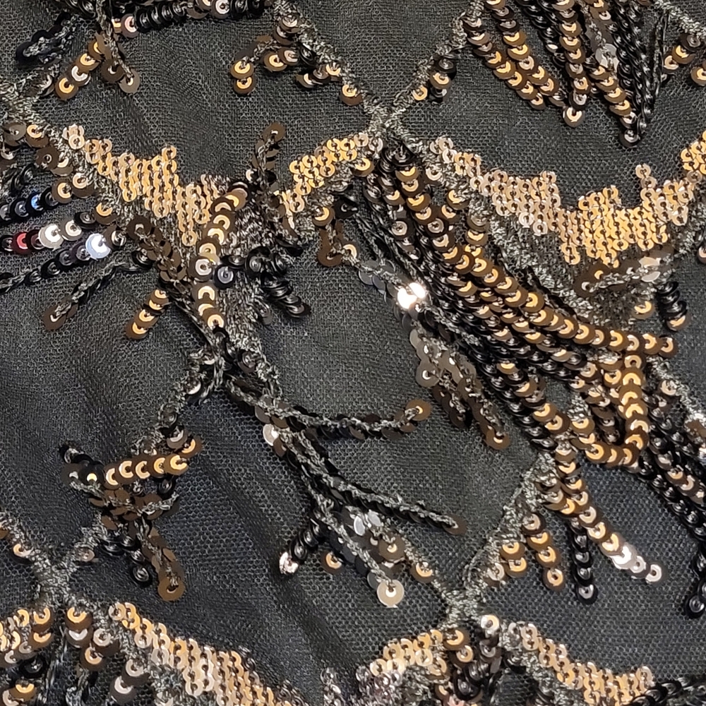 Torrid Black & Gold Sequin Dress - Size 4 - 26/26 - NWT - Picture 3 of 5